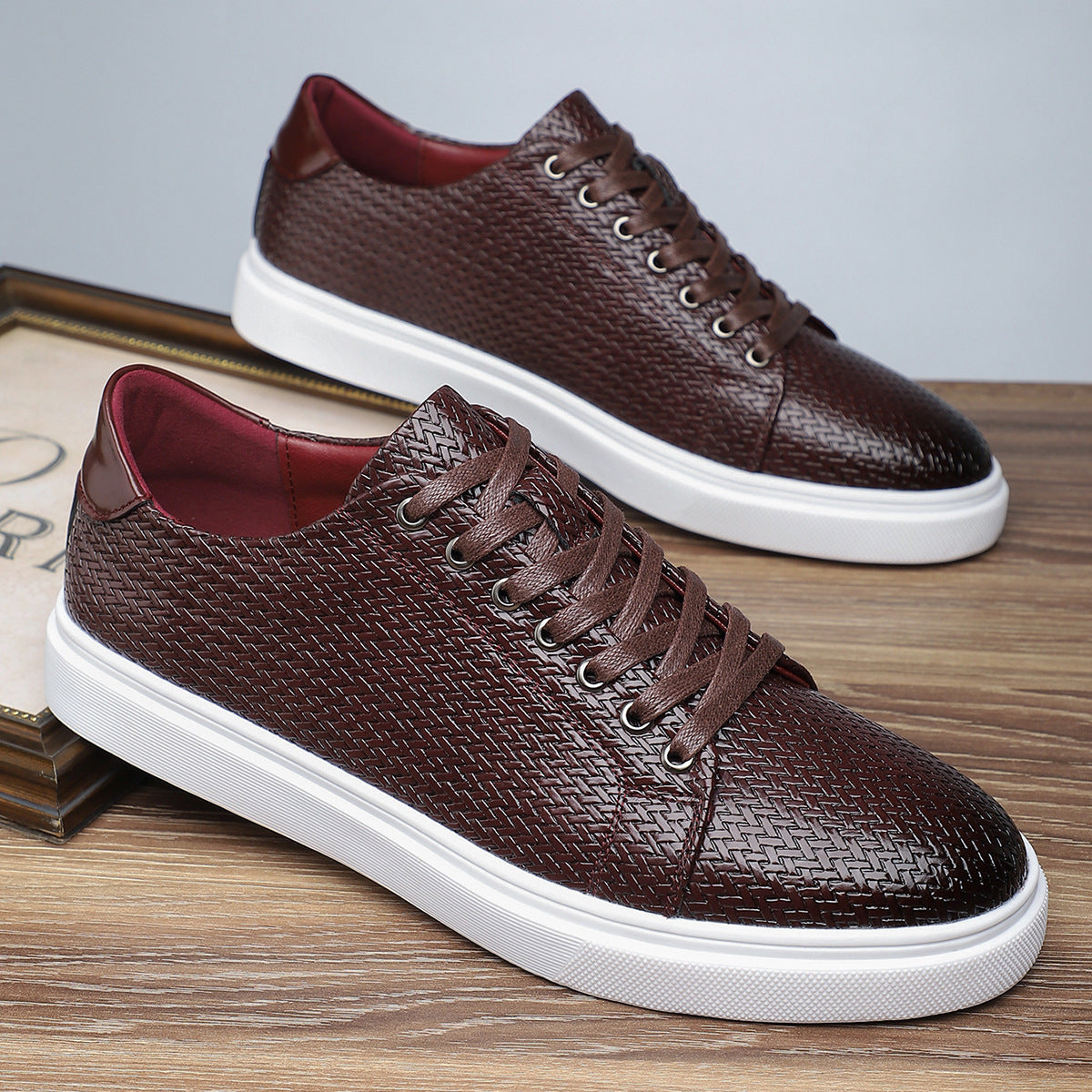 WILTON LEATHER SNEAKERS