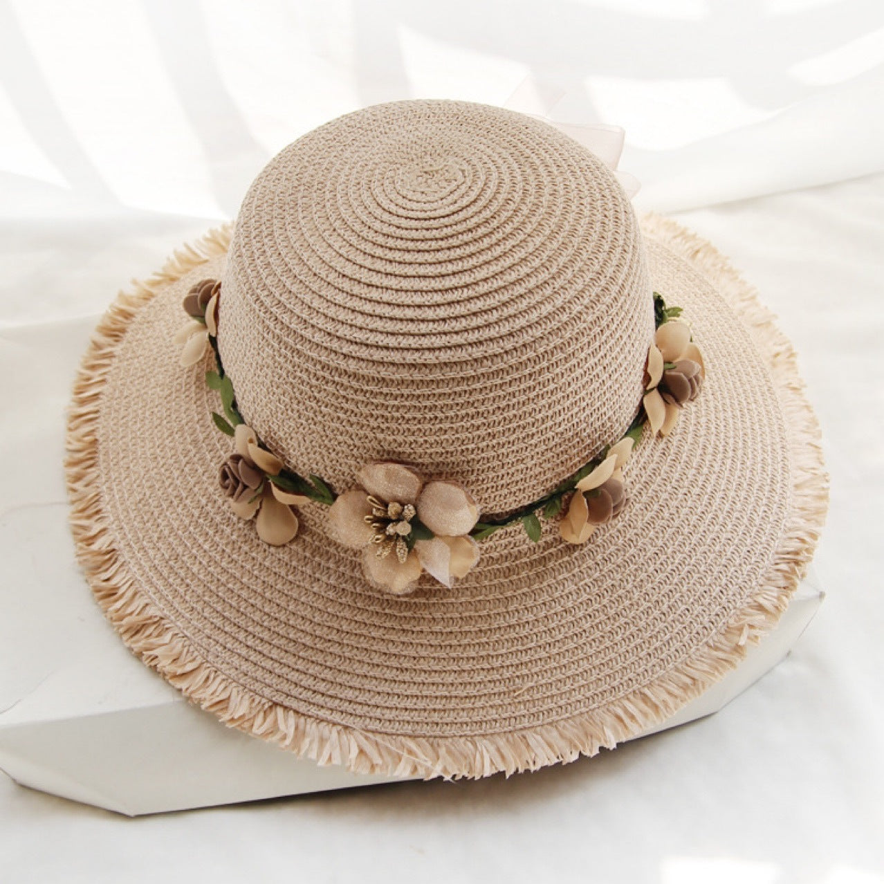 BLOSSOM BREEZE HAT