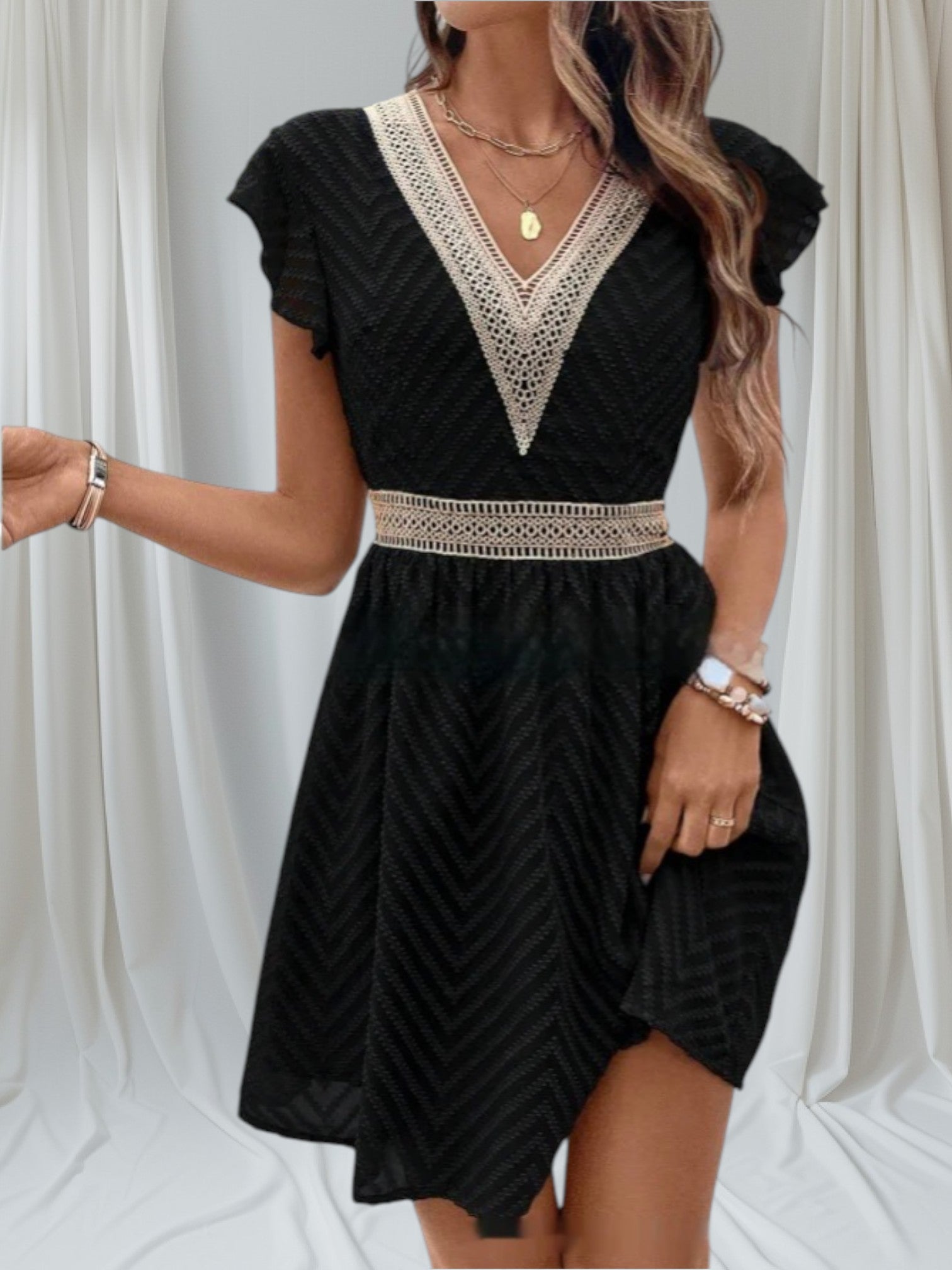 CHELSEA EASE SLEEVELESS DRESS
