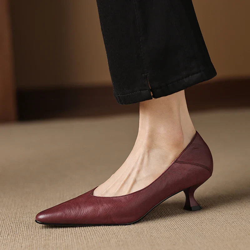 SEREN GENUINE LEATHER KITTEN HEEL PUMP