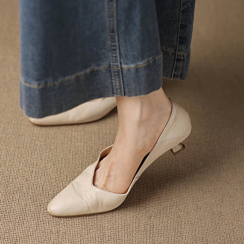 SEREN GENUINE LEATHER KITTEN HEEL PUMP