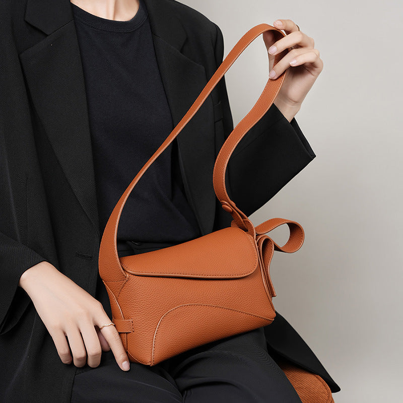 LUXE SHOULDER BAG