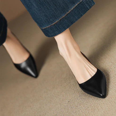 SELENE GENUINE LEATHER POINTED FLAT