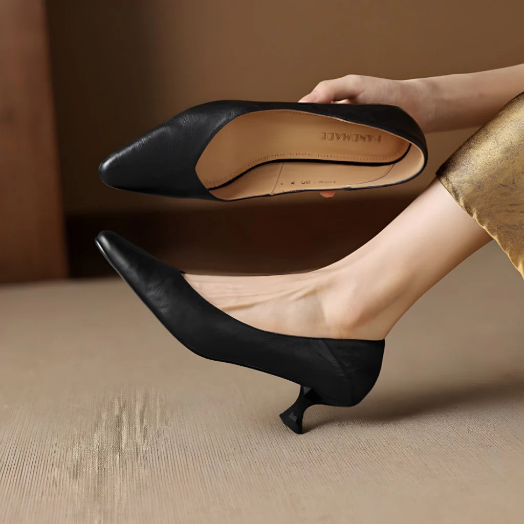 SEREN GENUINE LEATHER KITTEN HEEL PUMP