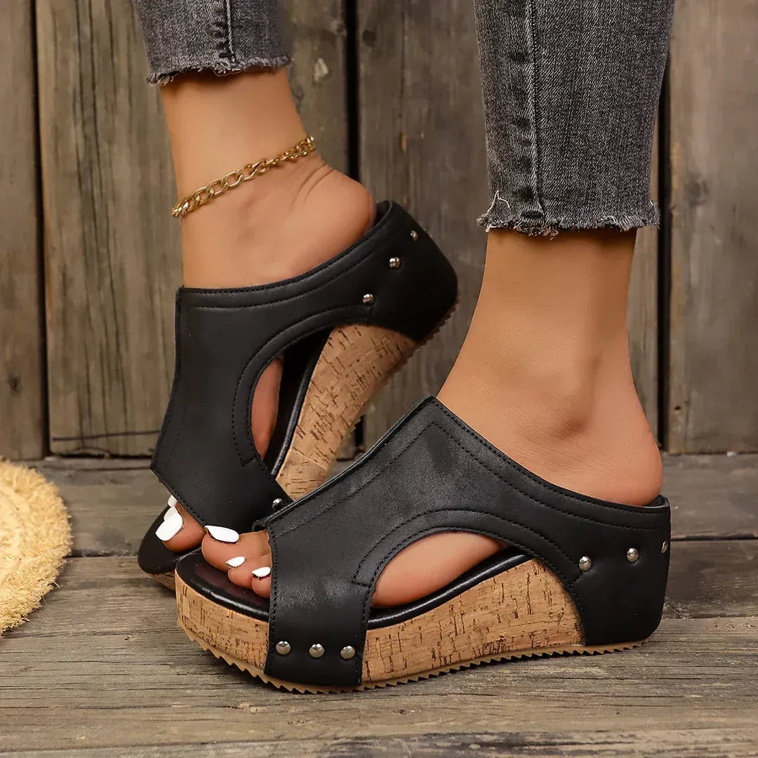 NOVA STUD WEDGES