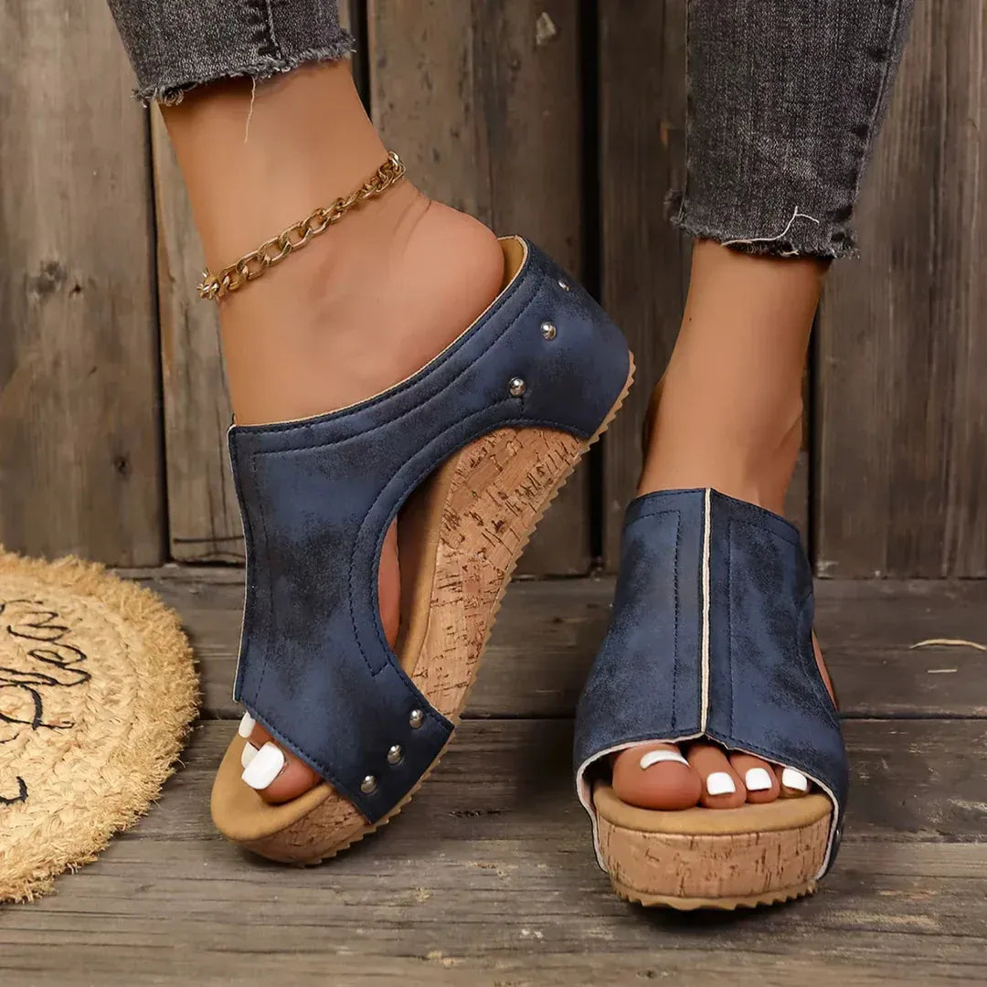 NOVA STUD WEDGES