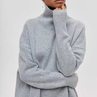Lydia turtleneck sweater in light gray, long ribbed sleeves