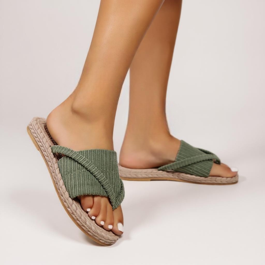 ISELLE BREEZE SLIDES